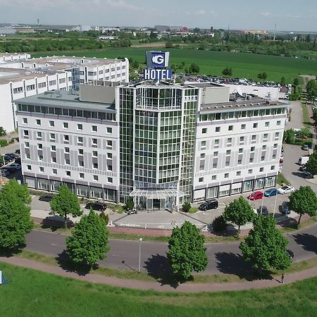 Globana Airport Hotel Шкойдиц Экстерьер фото