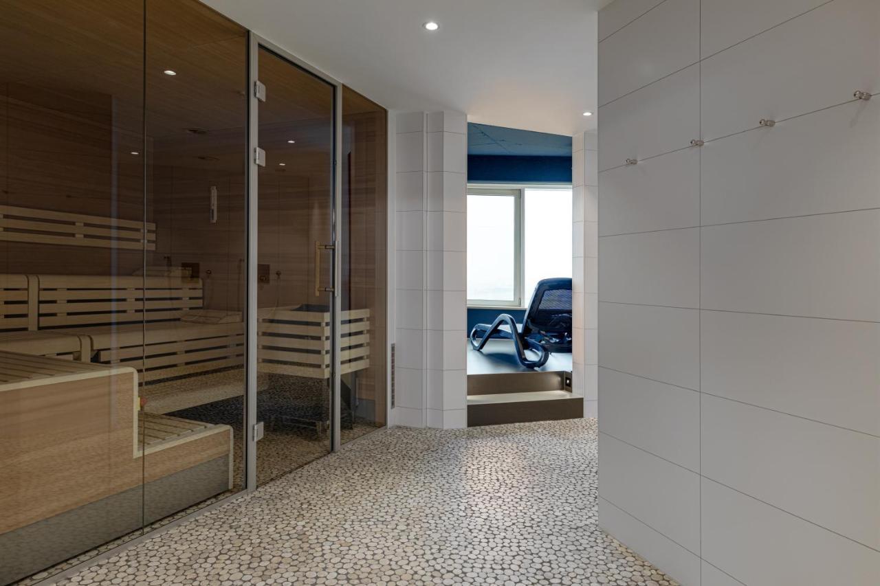 Globana Airport Hotel Шкойдиц Экстерьер фото